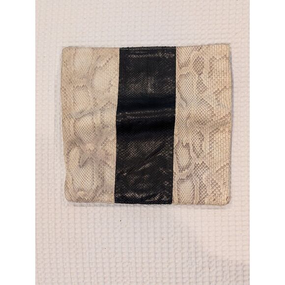 Soft Leather Clutch – Snakeskin Texture, Foldover, Clean, Minor Seam Wear - Picture 4 of 8